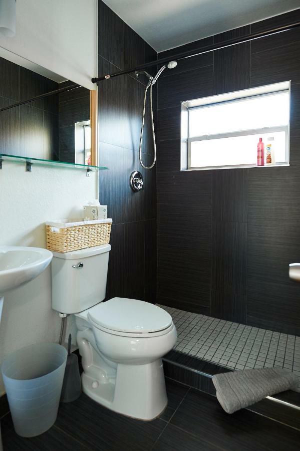 Lambert Family Beach Apartments - Unit 1 ฟอร์ต ลอเดอร์เดล ภายนอก รูปภาพ